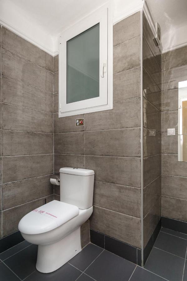 C.4 Red Rose #Colony_Central_Apartment Szaloniki Kültér fotó
